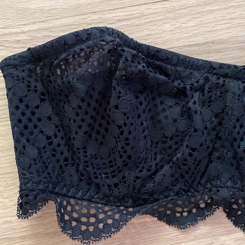 Victoria’s Secret Strapless Eyelet Bra - Picture 2 of 5